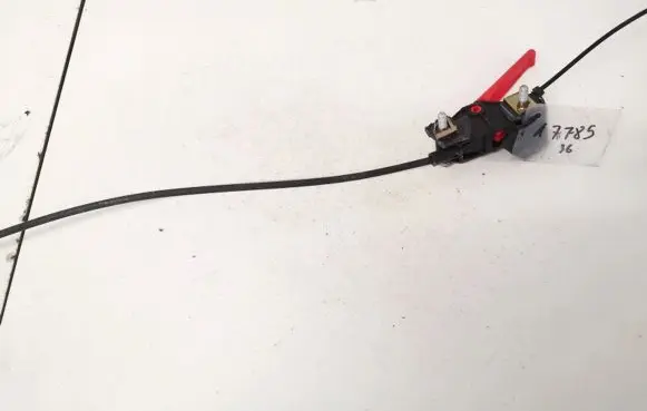 Peugeot 807 Engine bonnet (hood) release handle