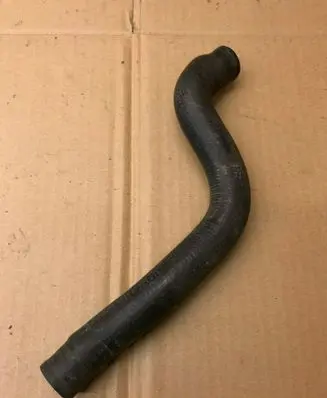 Volkswagen Jetta II Engine coolant pipe/hose 191819373