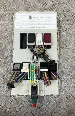 BMW 2 F22 F23 Fuse box set TTRBDCLR01 2611139395