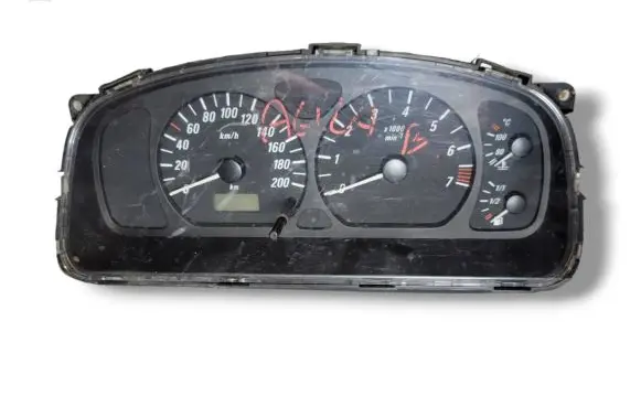 Suzuki Wagon R+ Speedometer (instrument cluster) 88311310