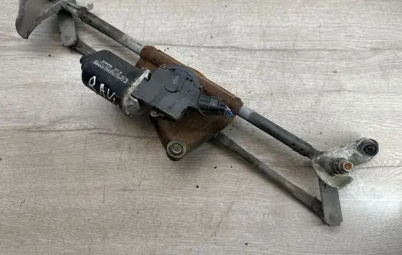 Toyota RAV 4 (XA20) Front wiper linkage and motor 8511042130 1592004842 8511042020