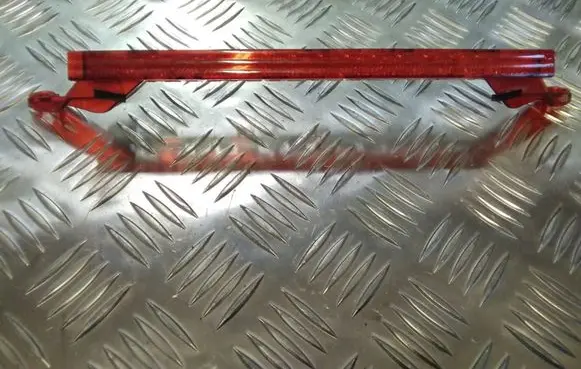 Third/center stoplight