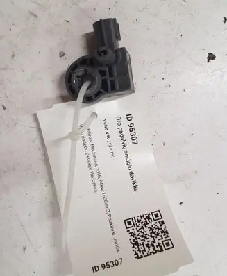 Volvo V40 Airbag deployment crash/impact sensor 31387891