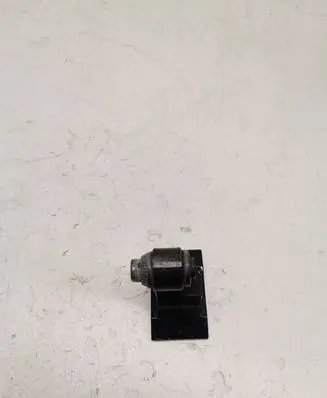 BMW 7 G11 G12 Front door lower hinge 7333060