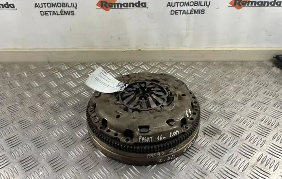 Volkswagen PASSAT B8 Clutch set kit 04L105273