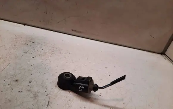 Volkswagen Golf V Detonation knock sensor 030905377C