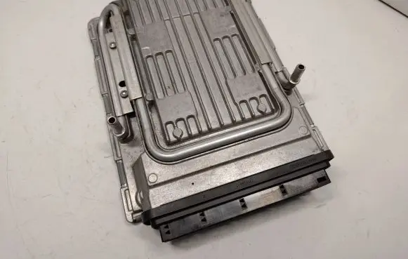 BMW 5 F10 F11 Engine control unit/module 7645143 12147645143 12148610680