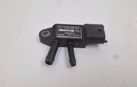 Fiat 500X Exhaust gas pressure sensor 55241075 0281006287