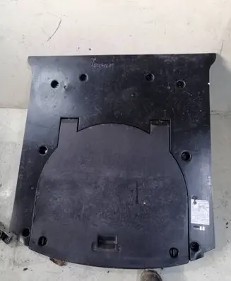Volkswagen Touran II Trunk/boot floor carpet liner 1T0863546