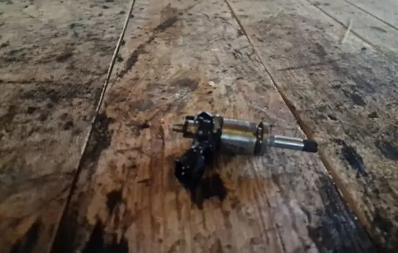 Nissan Qashqai Fuel injector 21RAN0170