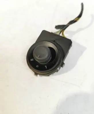 Opel Meriva B Wing mirror switch 13271827 211723