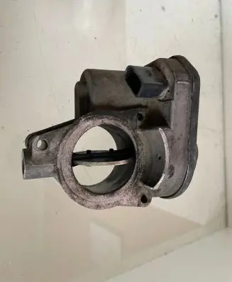 Audi A8 S8 D3 4E Throttle valve 057128063 0105