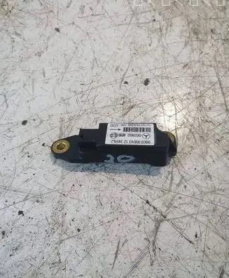 Mercedes-Benz C W203 Airbag deployment crash/impact sensor 2208204426 002892 000300010