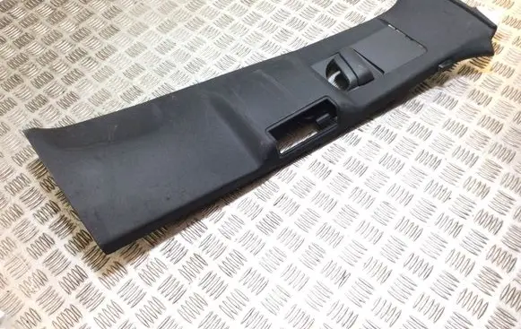Volvo XC90 (B) pillar trim (top) 31651530