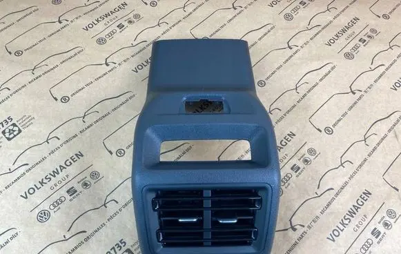 Volkswagen Tiguan Rear air vent grill 571819203