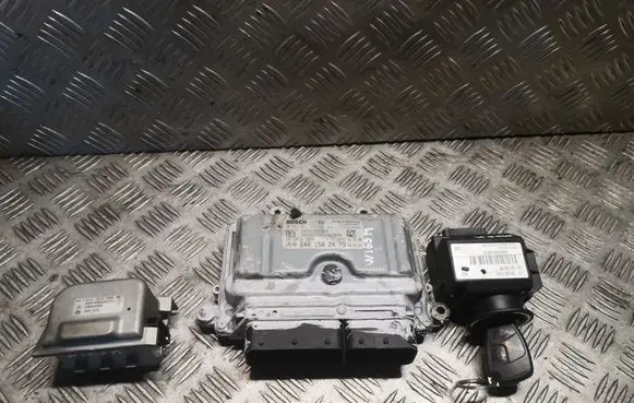Mercedes-Benz A W169 Engine ECU kit and lock set 1695452932 1695451308