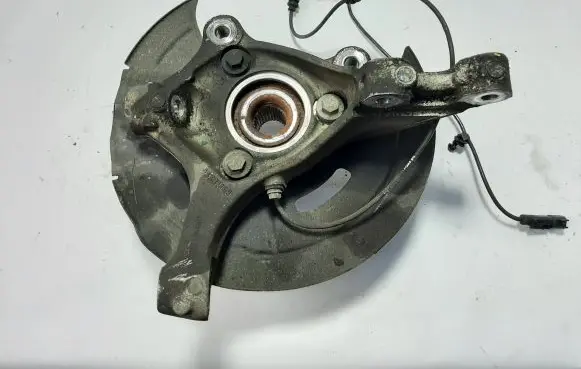 Opel Insignia B Front wheel hub 13507016 23384198