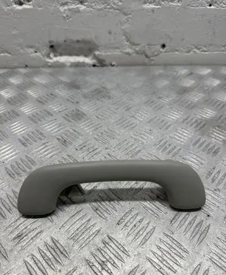 Nissan Qashqai Rear interior roof grab handle