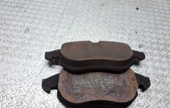 Opel Vectra C Brake pads (front) 