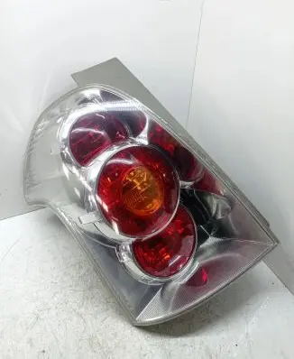 Toyota Corolla Verso AR10 Rear/tail lights