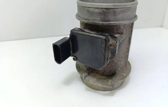 Audi A6 S6 C5 4B Mass air flow meter 059906461D