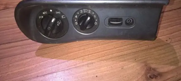 Ford Mondeo MK I Light switch 93bb13k196ac 93bb-13k196-ac