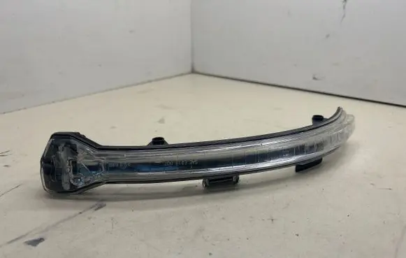 Volkswagen Golf VII Mirror indicator light 5GM949102