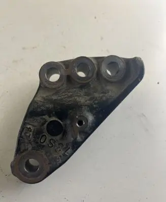 Suzuki Ignis Engine mounting bracket 73S0