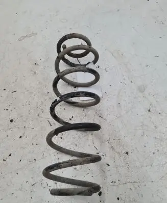 Volkswagen Golf IV Rear coil spring