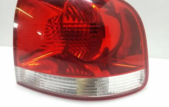 Volkswagen Touareg I Rear/tail lights 7L6945258