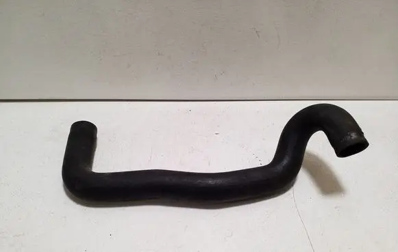 Mercedes-Benz ML W163 Engine coolant pipe/hose A1635010382