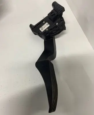 Opel Zafira A Accelerator throttle pedal 9202341 6PV00811400