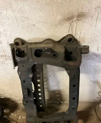 Mercedes-Benz E W211 Front subframe