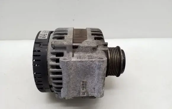 Audi A5 8T 8F Generator/alternator 06E903018M