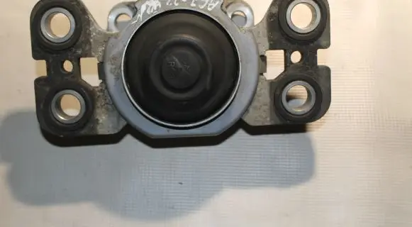 Volvo V60 Engine mount bracket P4FPA