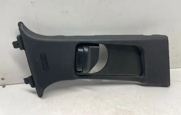 Mercedes-Benz C W204 (B) pillar trim (top) A2048600230