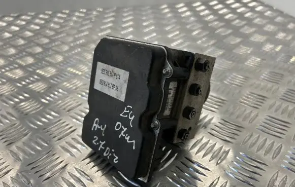 Audi A4 S4 B7 8E 8H ABS Pump 8e0910517H