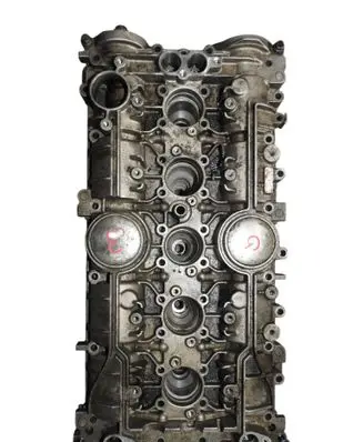 Volvo V70 Engine head 8642289