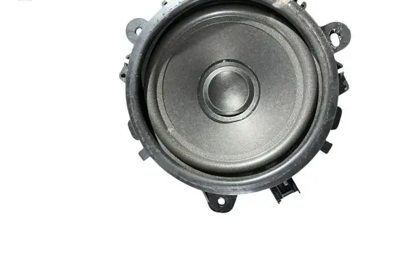 Volvo XC90 Front door speaker 30797139