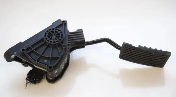 Honda CR-V Accelerator throttle pedal NER