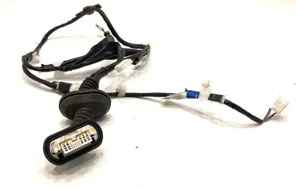 Toyota Yaris Rear door wiring loom 82153K0050