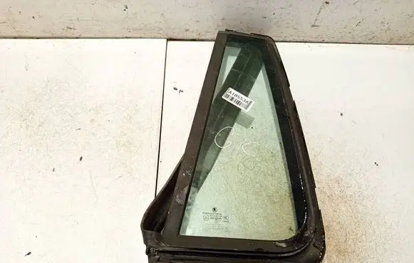 Skoda Octavia Mk2 (1Z) Rear side window as2