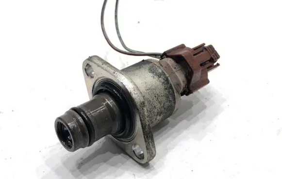 Mazda 5 Fuel pressure regulator 204020