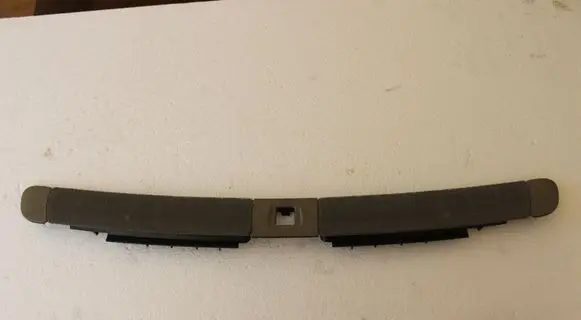 Volvo XC90 Dash center air vent grill 0340987
