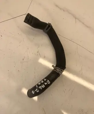 Audi A4 S4 B8 8K Engine coolant pipe/hose 05H121057G