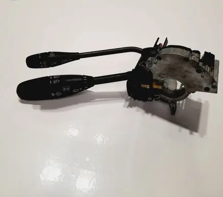 Mercedes-Benz CLS C219 Indicator stalk A1715400144