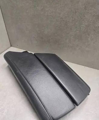 BMW 5 F10 F11 Armrest 1600085