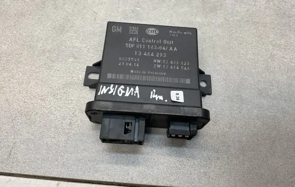 Opel Insignia A Light module LCM 13464293