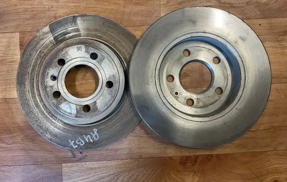 Audi A4 S4 B7 8E 8H Front brake disc