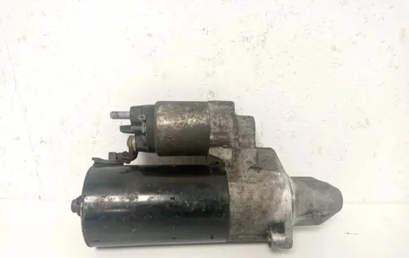 Mercedes-Benz CLS C219 Starter motor A0061516201
